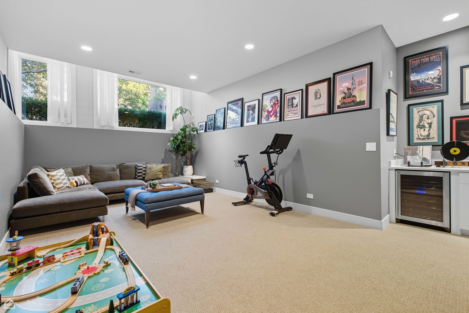 1534 North Maplewood Avenue Chicago IL 60622