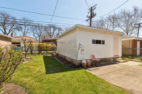 207 Brown Avenue Evanston IL 60202