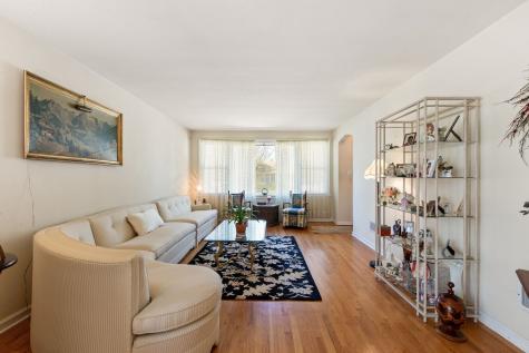 207 Brown Avenue Evanston IL 60202