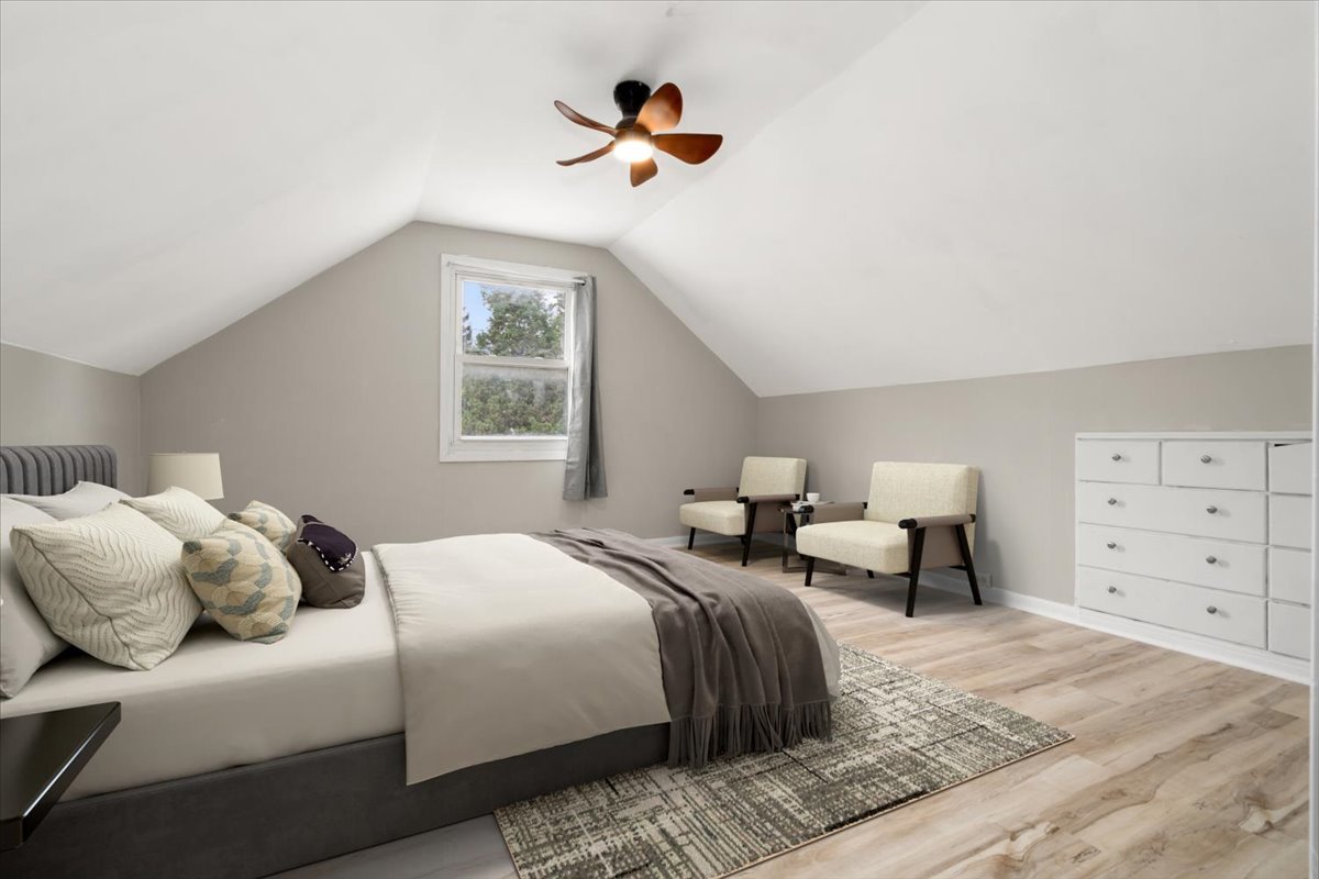 3923 Madison Avenue Brookfield IL 60513