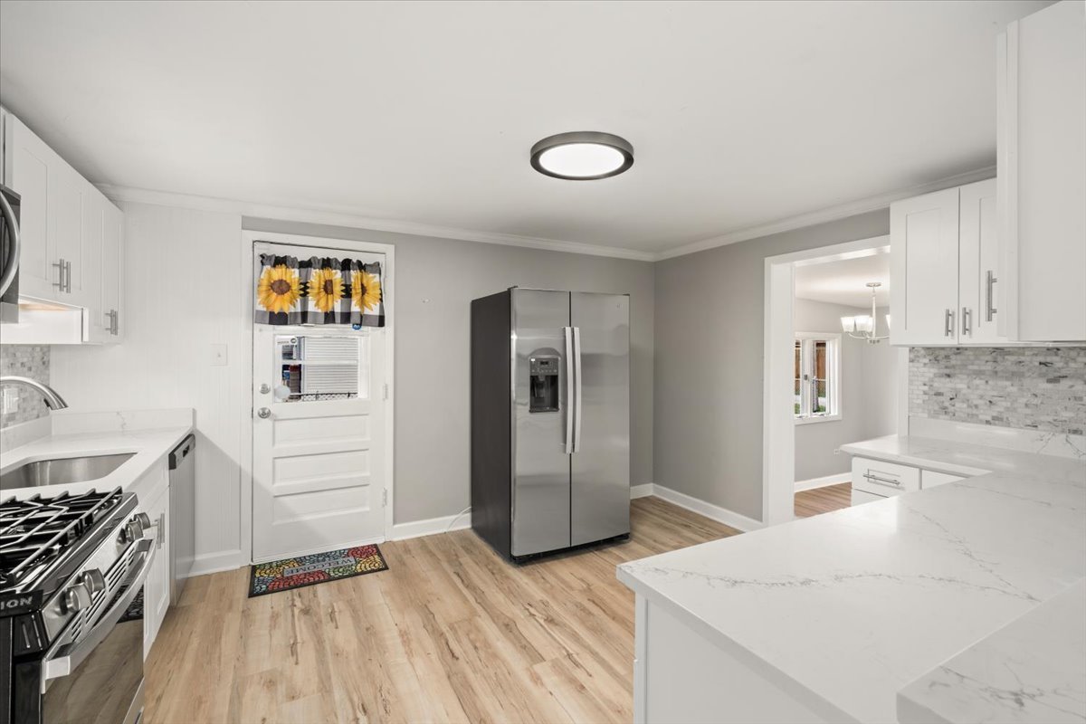 3923 Madison Avenue Brookfield IL 60513