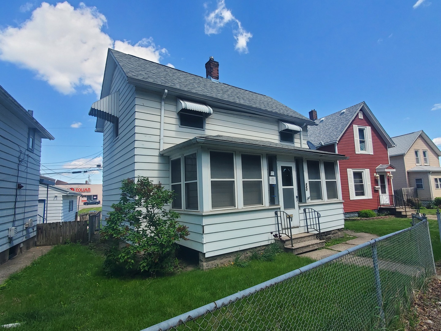 931 18TH Avenue East Moline IL 61244