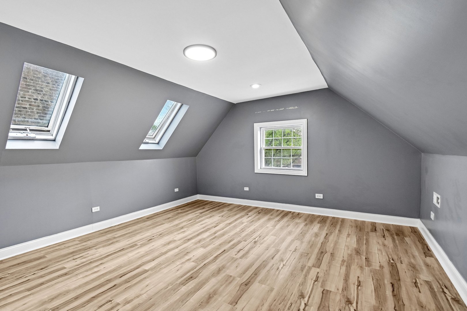 6748 South Wabash Avenue Chicago IL 60637