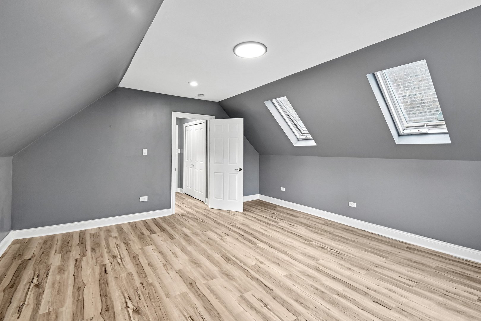 6748 South Wabash Avenue Chicago IL 60637