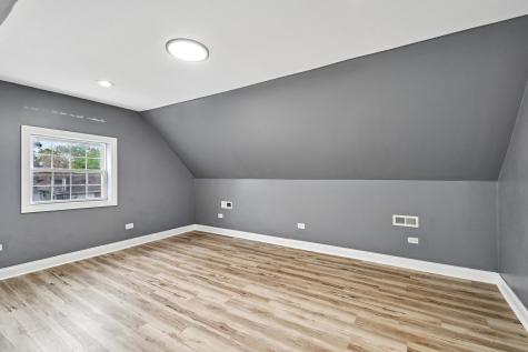 6748 South Wabash Avenue Chicago IL 60637