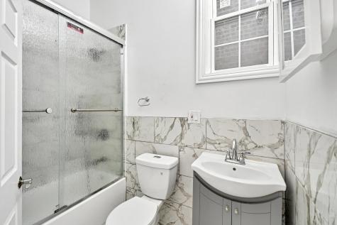 6748 South Wabash Avenue Chicago IL 60637