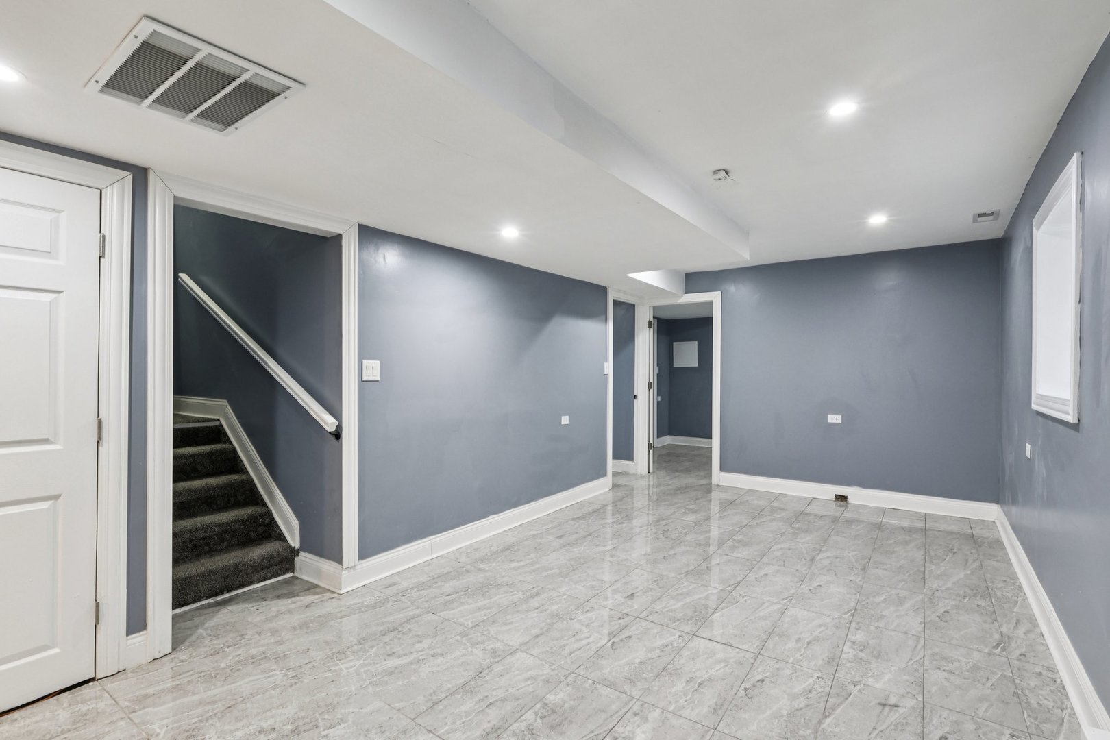 6748 South Wabash Avenue Chicago IL 60637