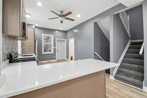6748 South Wabash Avenue Chicago IL 60637