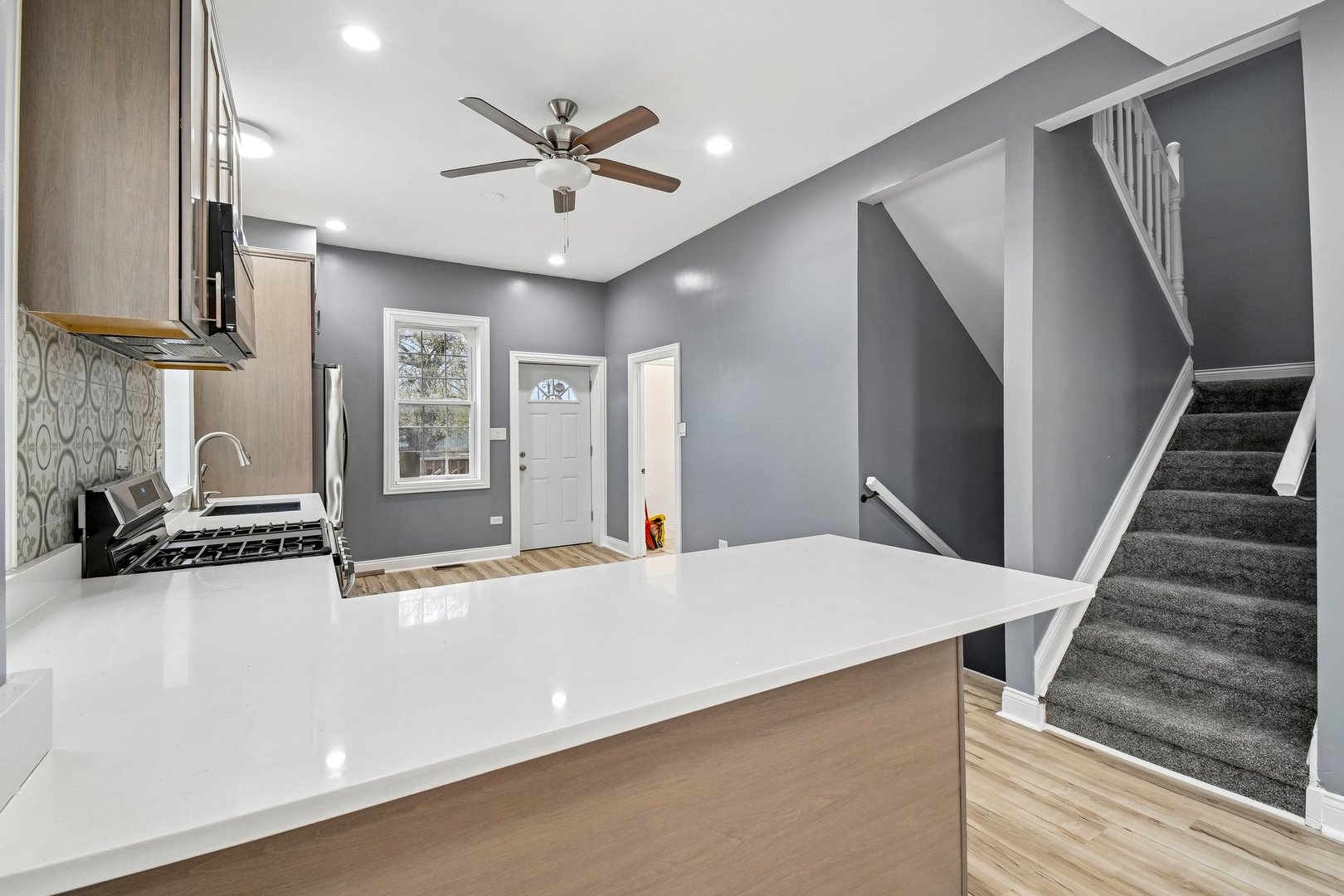 6748 South Wabash Avenue Chicago IL 60637