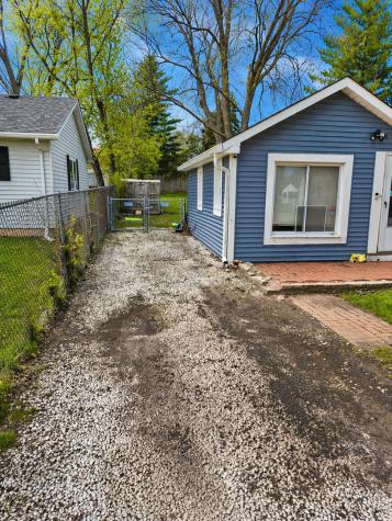 37854 Harper Avenue Beach Park IL 60087