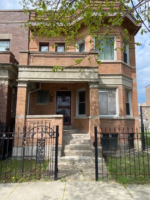3544 West Congress Parkway Chicago IL 60624