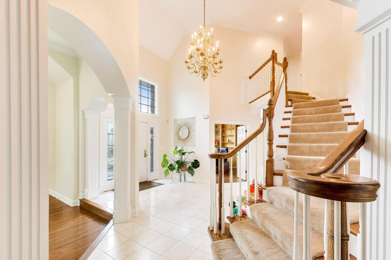 2615 Saddlebrook Drive Naperville IL 60564