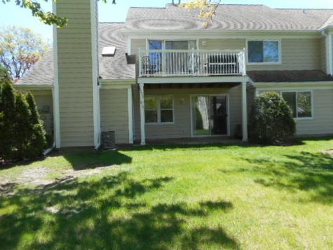 1017 Brentwood Circle Buffalo Grove IL 60089