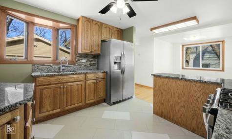 105 E Red Oak Avenue Bensenville IL 60106