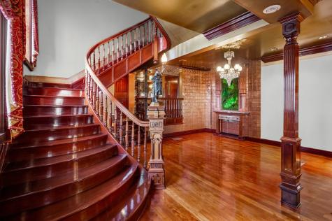 79 East Cedar Street Chicago IL 60611