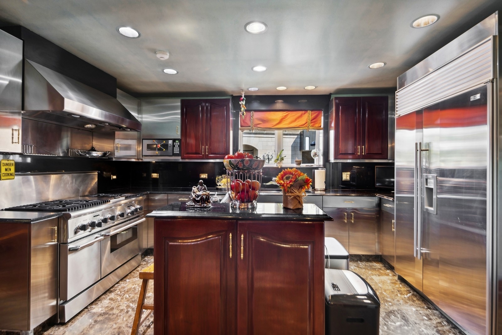79 East Cedar Street Chicago IL 60611
