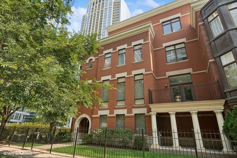 1309 South Indiana Avenue Chicago IL 60605