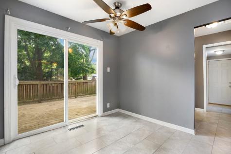 231 West 35th Street Steger IL 60475