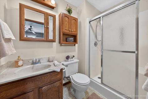 829 Chasefield Lane Crystal Lake IL 60014
