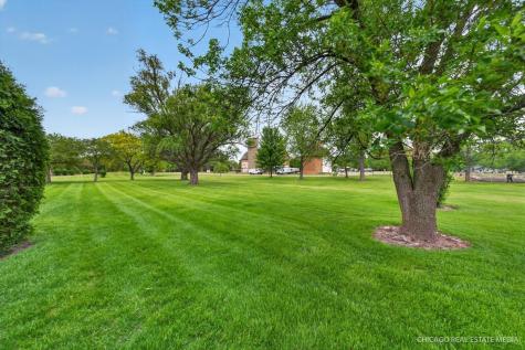 829 Chasefield Lane Crystal Lake IL 60014