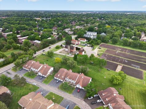 829 Chasefield Lane Crystal Lake IL 60014