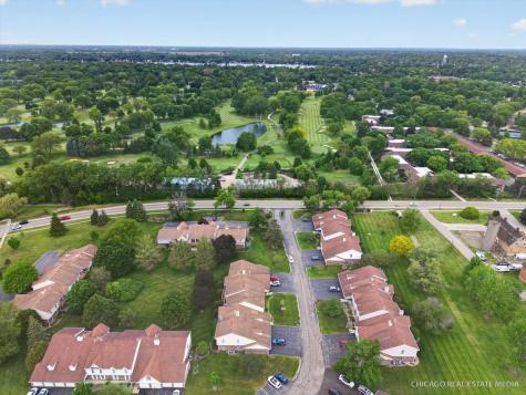 829 Chasefield Lane Crystal Lake IL 60014
