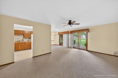 829 Chasefield Lane Crystal Lake IL 60014