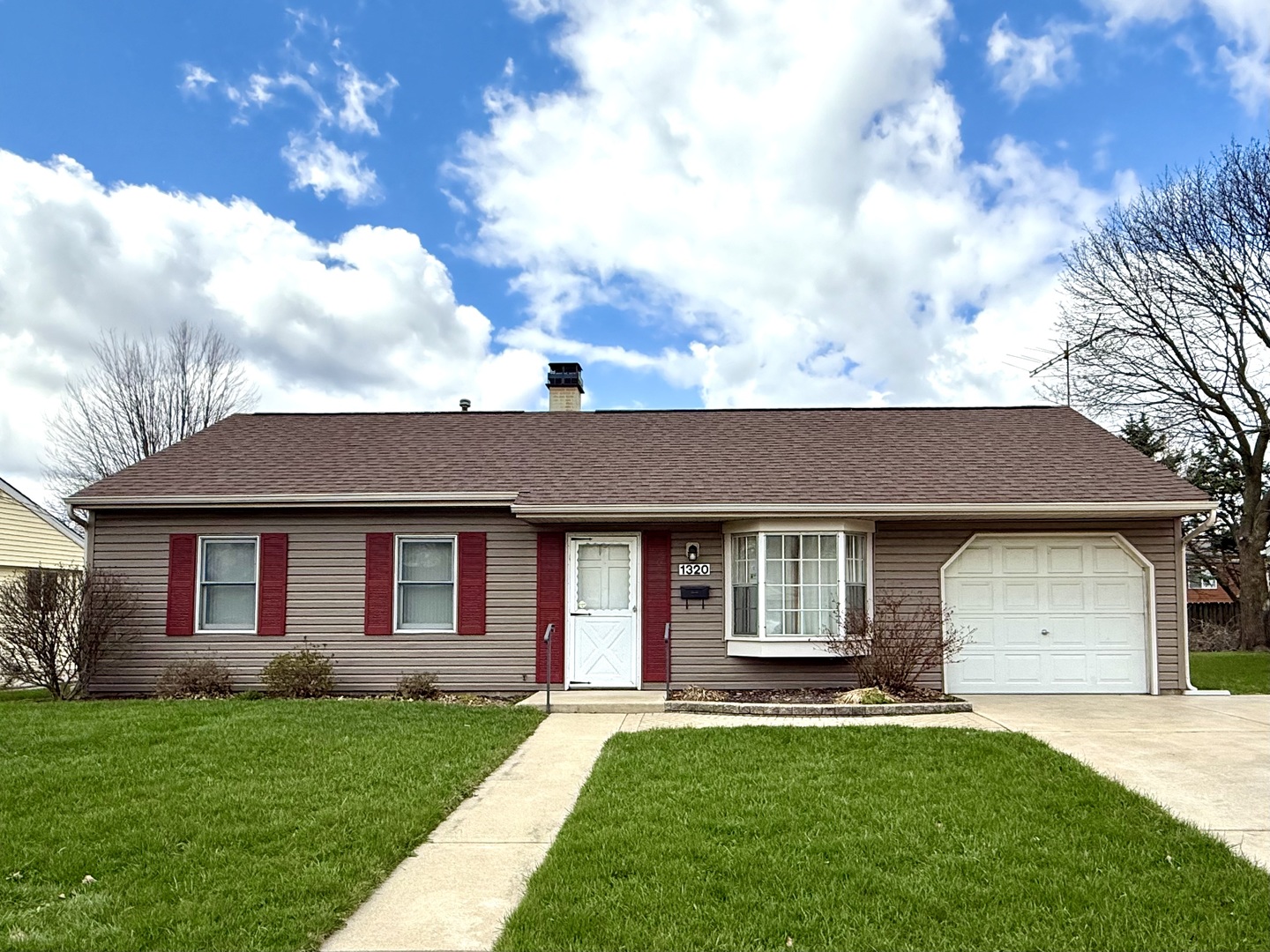 1320 North Elmwood Drive Aurora IL 60506