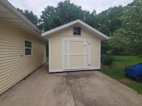712 3RD St A Moline IL 61265