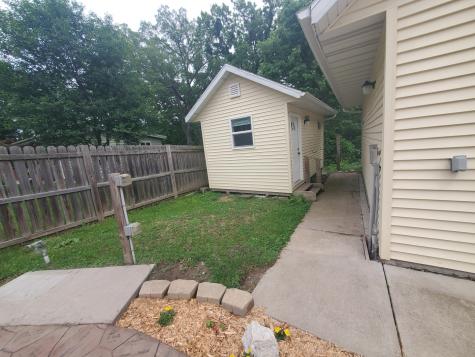 712 3RD St A Moline IL 61265