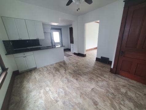712 3RD St A Moline IL 61265