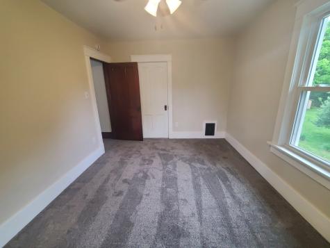 712 3RD St A Moline IL 61265