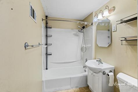 301 Donovan Street Beaverville IL 60912