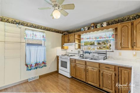 301 Donovan Street Beaverville IL 60912