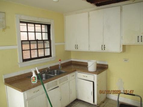 9058 South Jeffery Boulevard Chicago IL 60617
