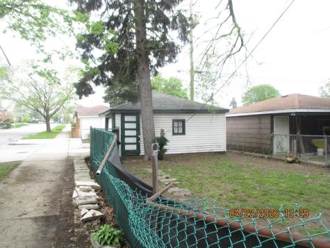 9058 South Jeffery Boulevard Chicago IL 60617