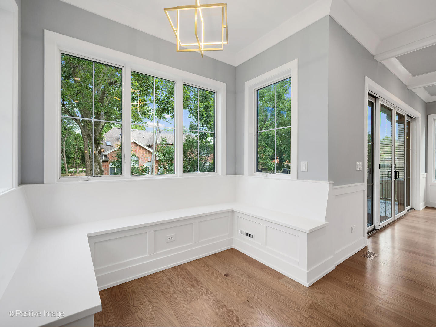 5515 Alabama Avenue Clarendon Hills IL 60514