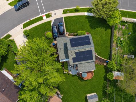1738 Newport Street Glendale Heights IL 60139