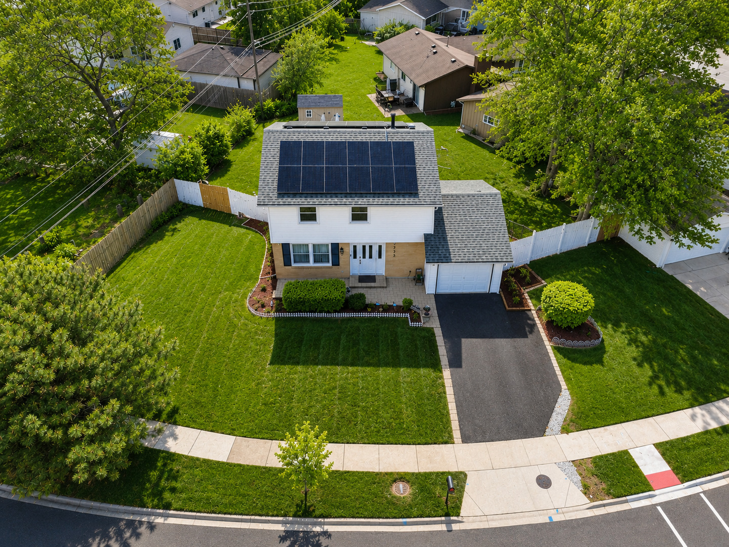 1738 Newport Street Glendale Heights IL 60139