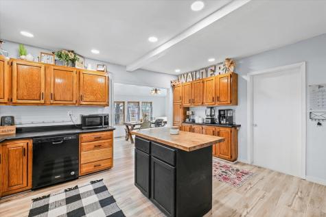 314 North 200 East Road Loda IL 60948