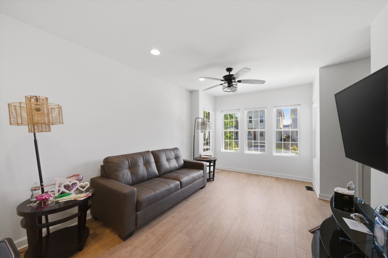 4938 West Melrose Street Chicago IL 60641