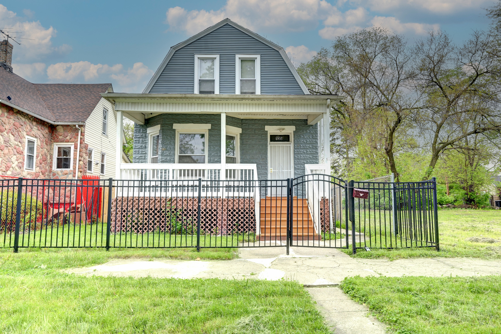 135 West 109th Place Chicago IL 60628