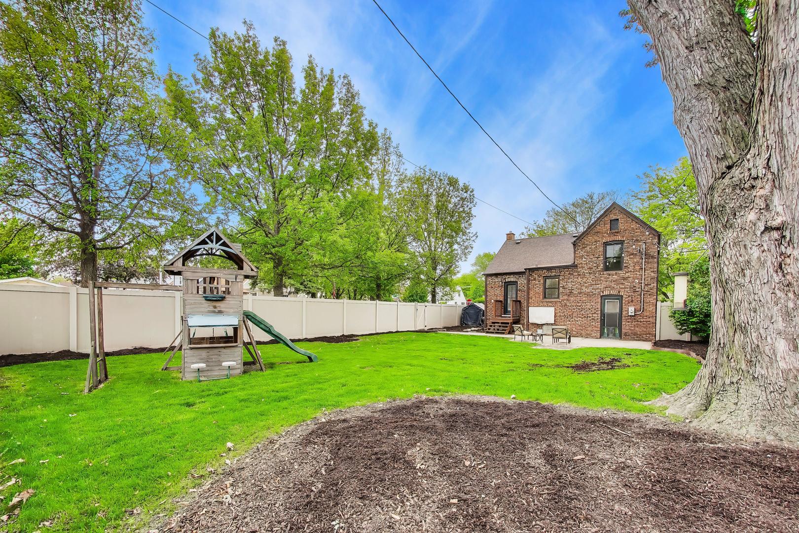 11000 South Trumbull Avenue Chicago IL 60655