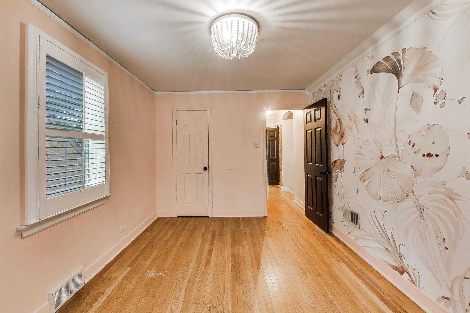 11000 South Trumbull Avenue Chicago IL 60655