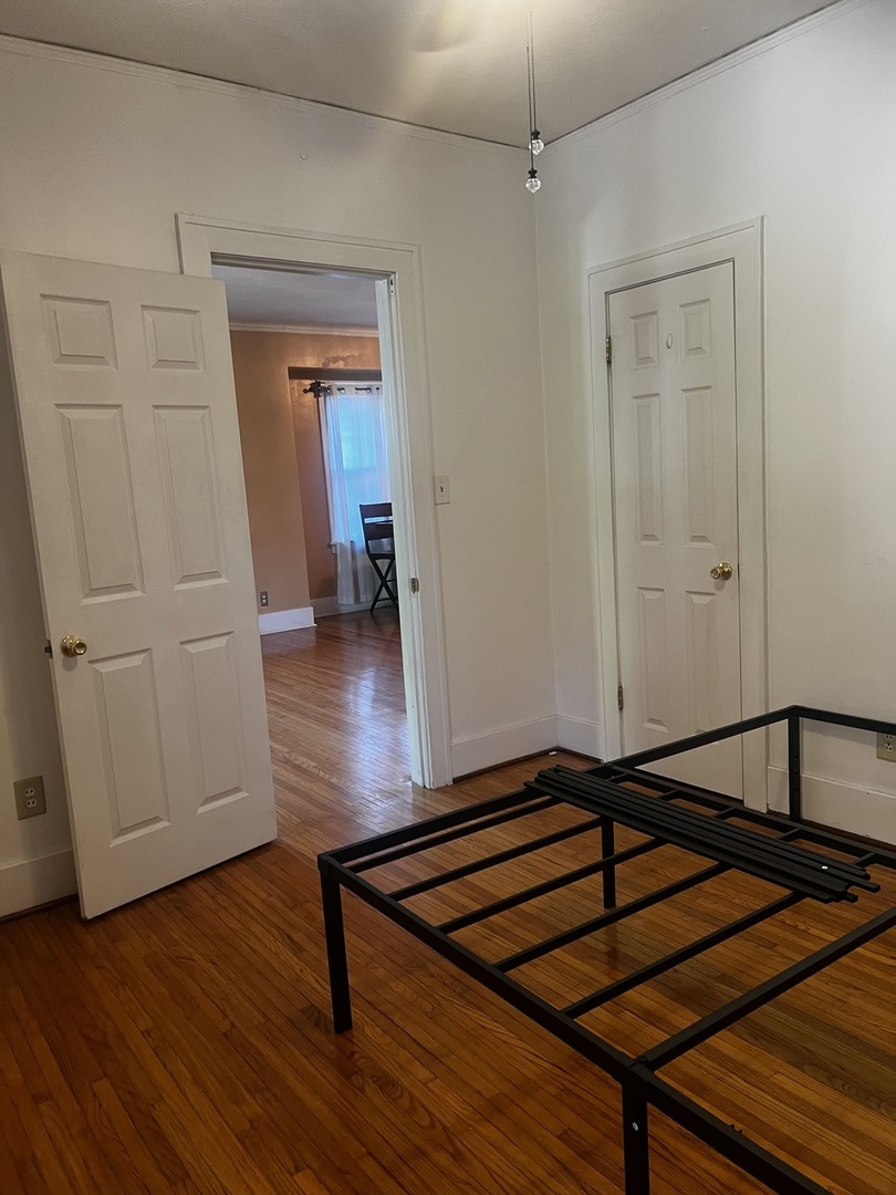 814 Iowa Avenue Aurora IL 60506