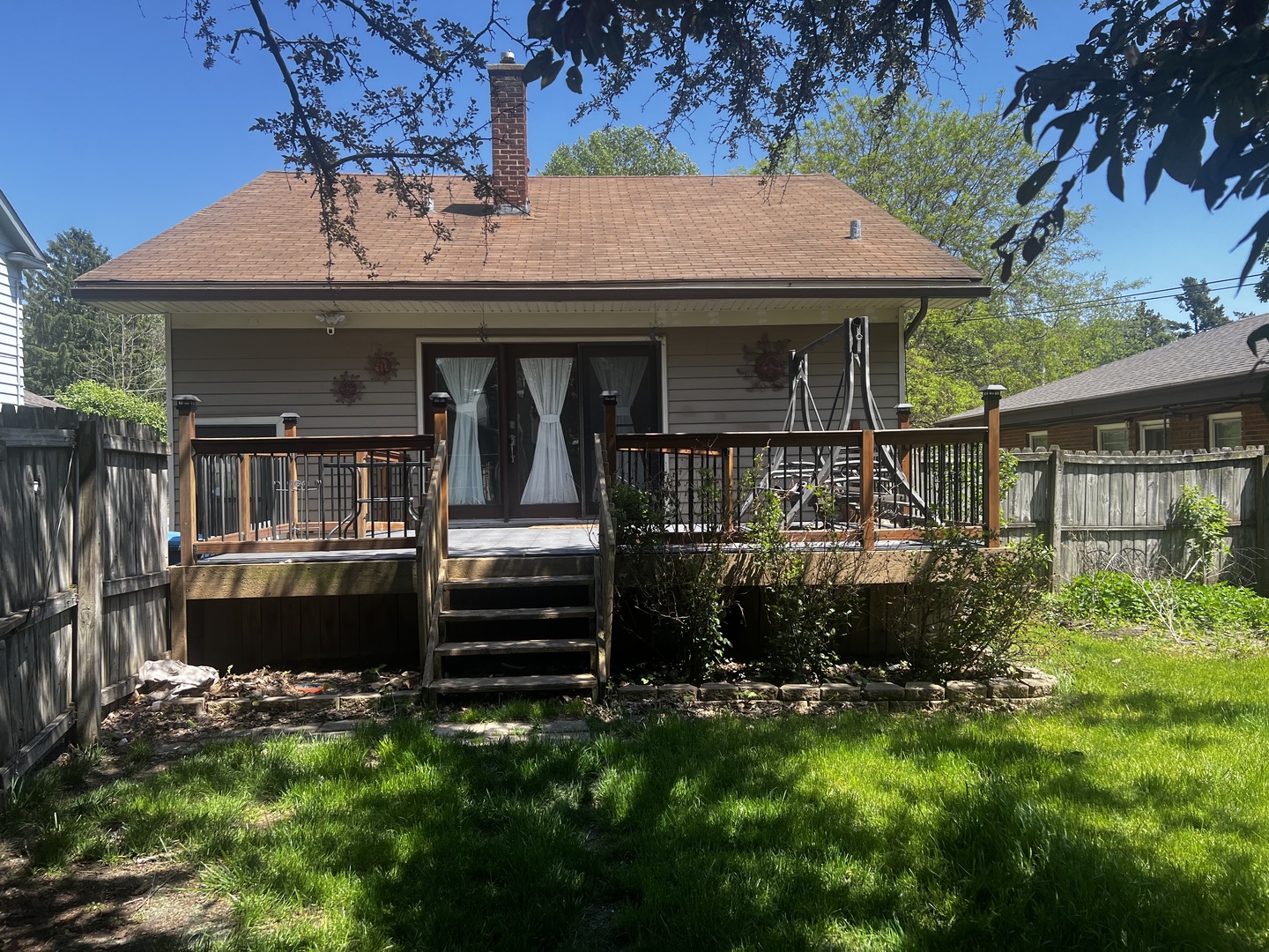 814 Iowa Avenue Aurora IL 60506