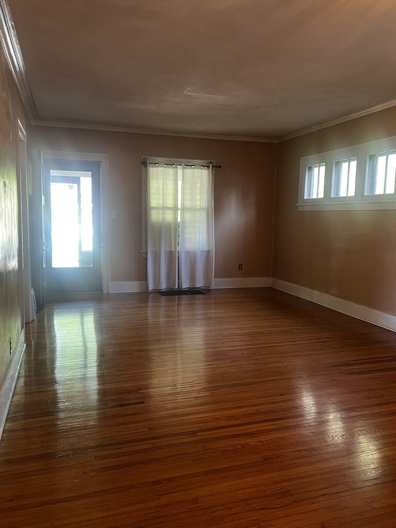 814 Iowa Avenue Aurora IL 60506