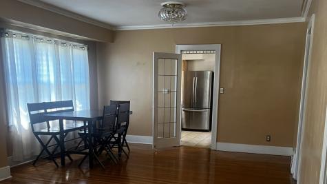 814 Iowa Avenue Aurora IL 60506