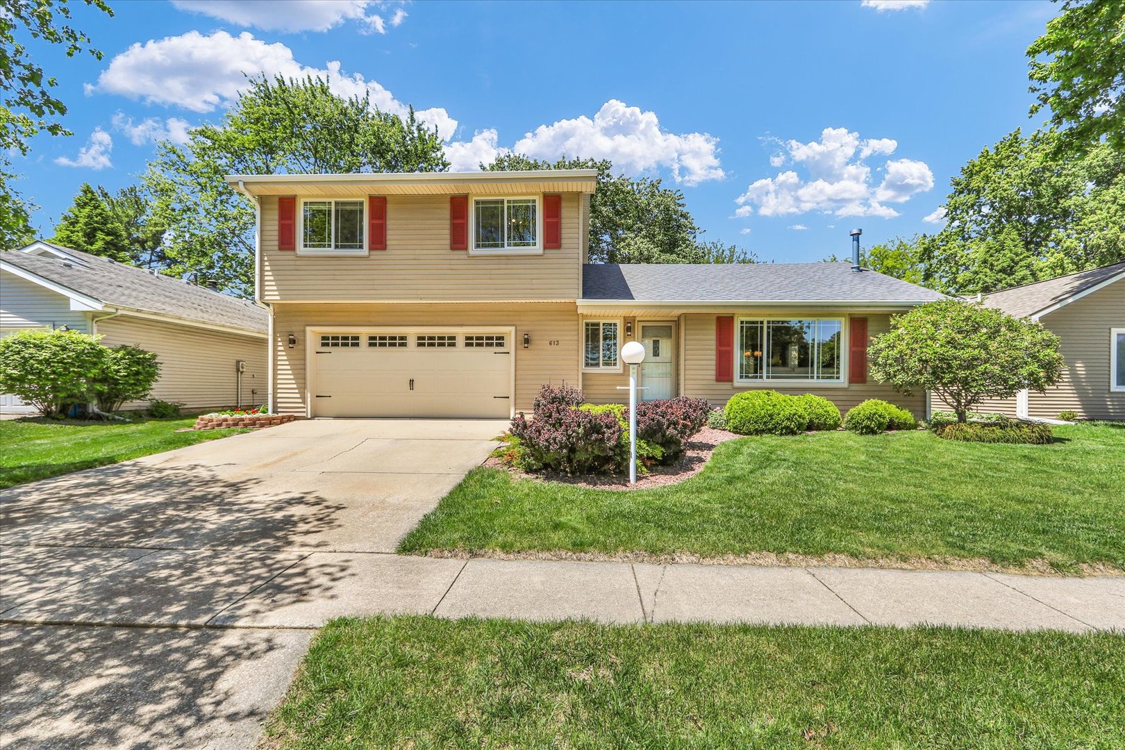 613 Crestview Drive Champaign IL 61822