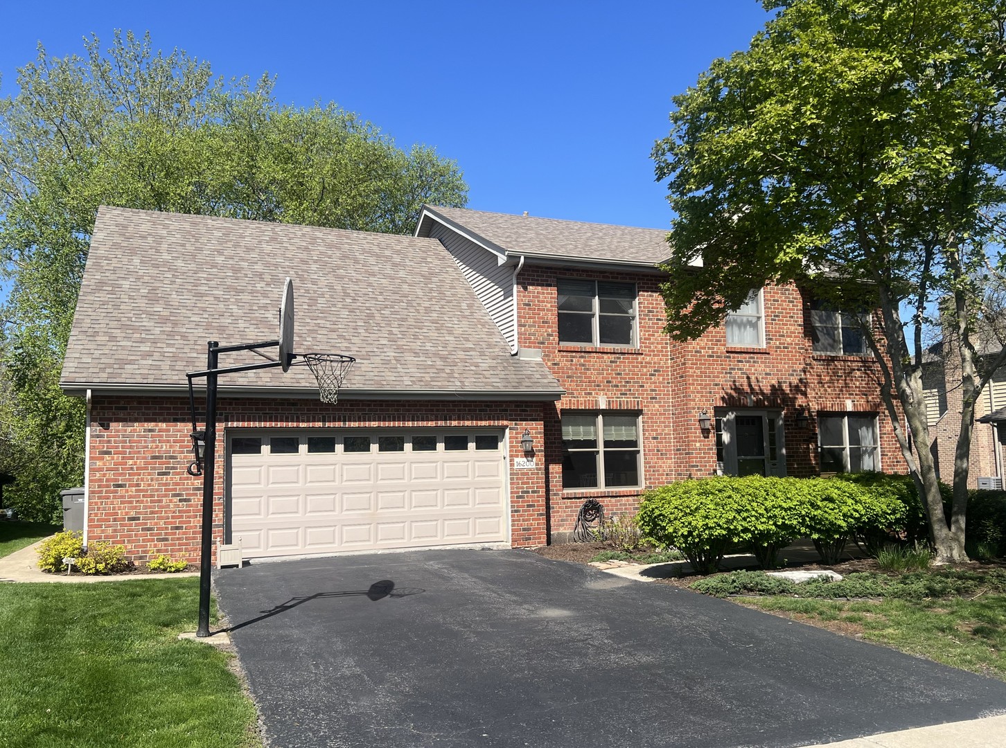 16200 Kingsport Road Orland Park IL 60467